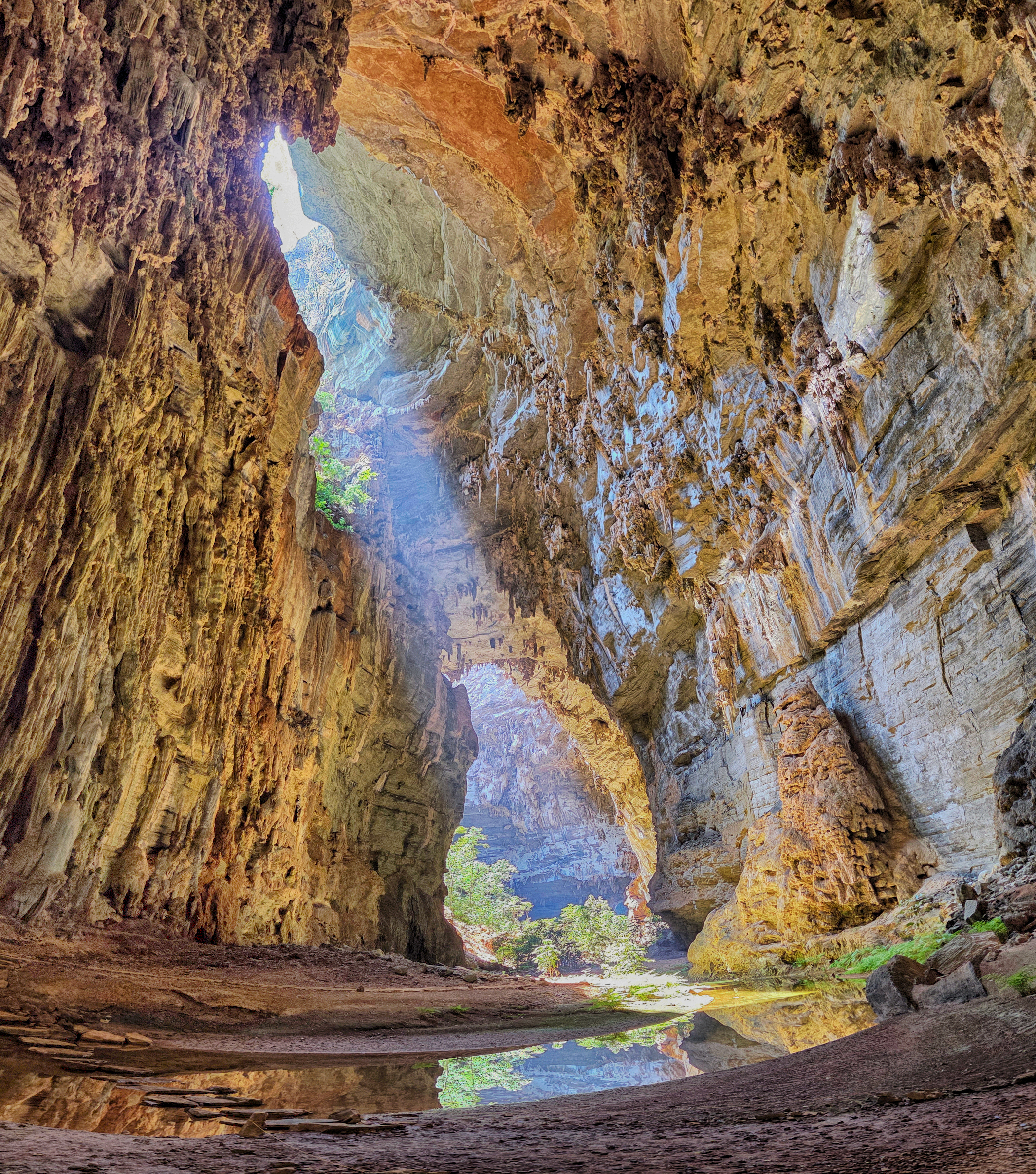 Gruta do Janelão no Parque Nacional Cavernas do Peruaçu. Fotografia de Igor Borgo.